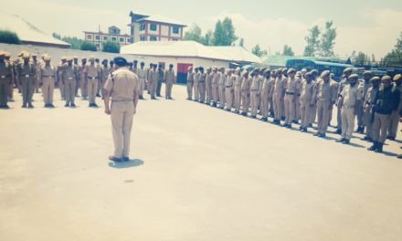Two Minutes Silence Prayer Observed In District Police Lines Ganderbal In The Honour Of Martyr Insp Arshid Khan