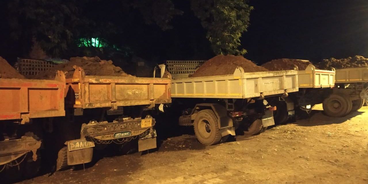 J&K police arrest 6 illegal excavators in Budgam, 9 dumpers seized