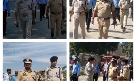 IGP traffic Reviews Shri Amar-Nath Ji  Yatra arrangements,Visits Qazigund,old  Banihal road,Jawahar Tunnel & Shaitani Nallah.