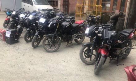 Pulwama Police busts gang of bike lifters, 12 Stolen bikes recovered