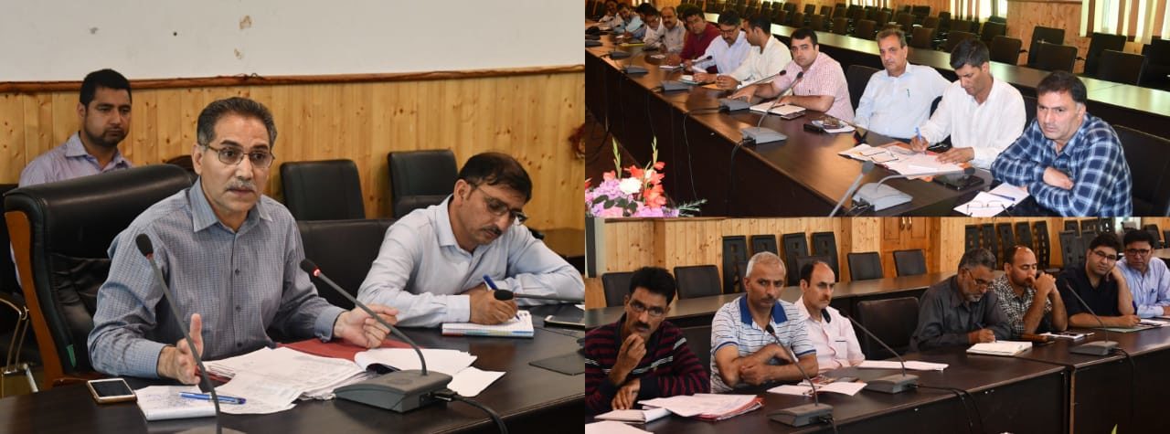 DDC reviews Solid Waste Management in Ganderbal