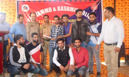 Grand Finale of Talent Hunt event “Choona Hai Aasman ” held by Bandipora Police