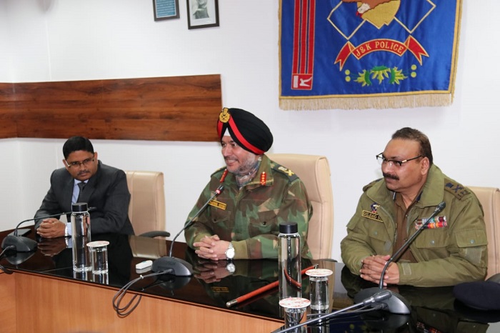 Lt General Ranbir Singh GOC-in-C Northern Command visits PHQ