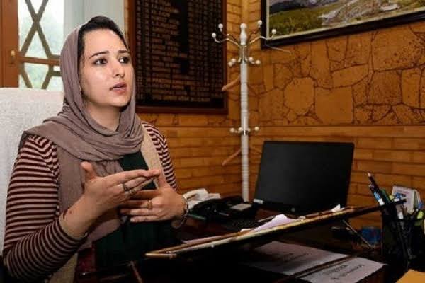 Dir Information advises students to work hard for achieving their goals