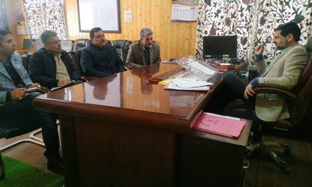 SHGs get 148 works at a cost of Rs 11.27 Crore in Bandipora,DC Bandipora reviews functioning of SHGs of Engineers