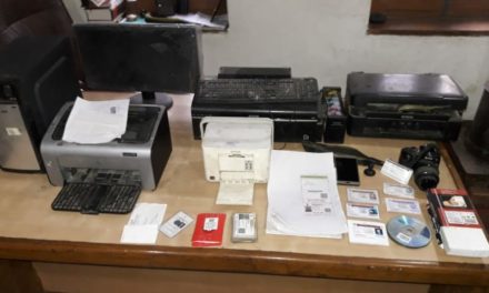 Sopore Police arrests one person for selling of fake driving licences, aadhar cards