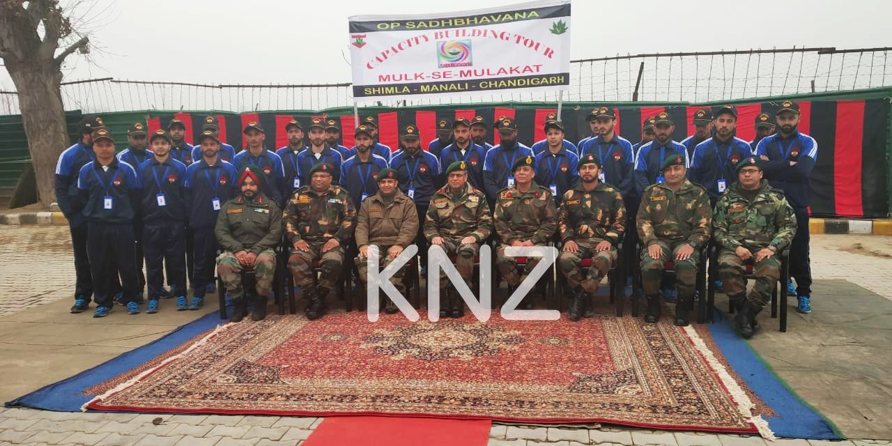 Army Flags off Bharat Darshan Tour at Awantipora