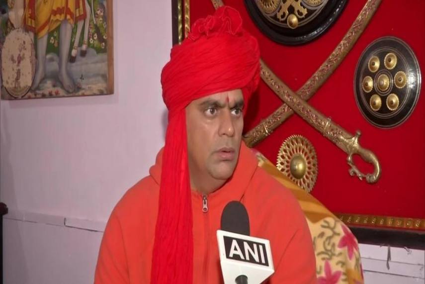 Cow Urine, Dung Can Treat Coronavirus, Says Hindu Mahasabha President Swami Chakrapani Maharaj
