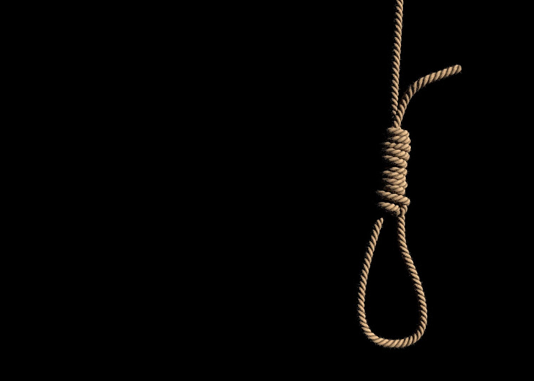 36-year-old man commits suicide by hanging himself from a tree in Kulgam