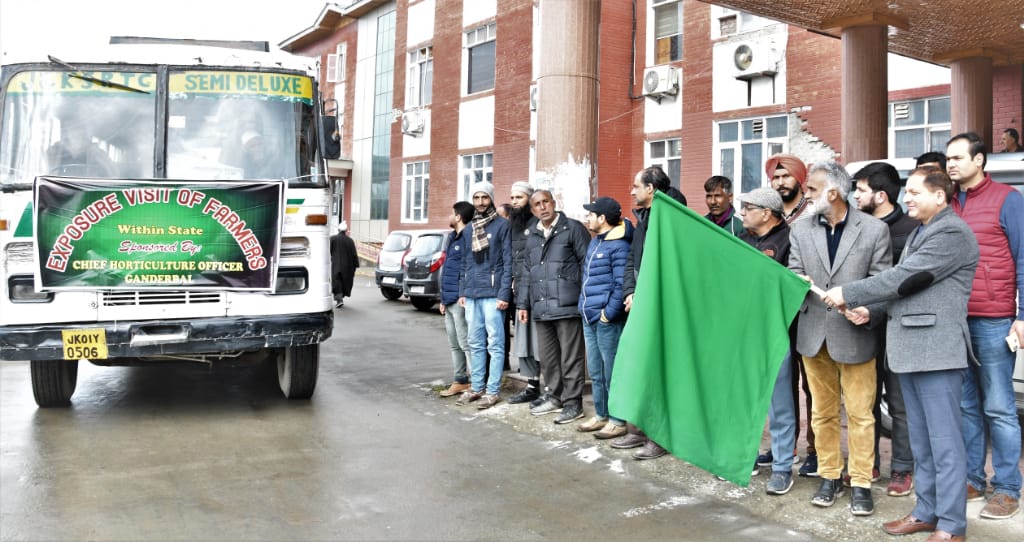 DDC Ganderbal flags off farmers exposure tour