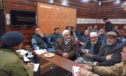 Srinagar police facilitates Police Public Interaction at PS Sherghari