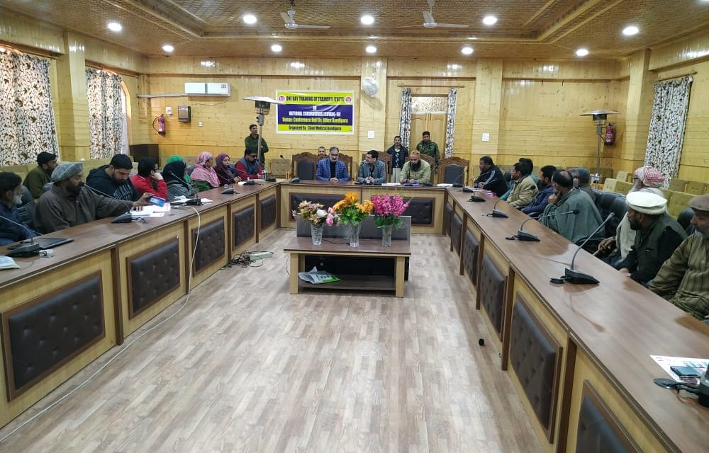 DC Bandipora reviews arrangements to counter COVID-19