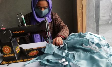 COVID-19:Salma making masks to lend her contribution in Ganderbal