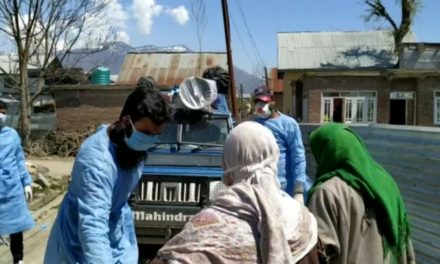 Amid Lockdown Hajin Police Carries Pregnant Women To Hospital