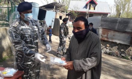 45 BN CRPF Distributes hundreds of Preventive Kits at Zalpora Sumbal