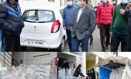 Covid-19 : Ganderbal administration distributes ration kits among needy