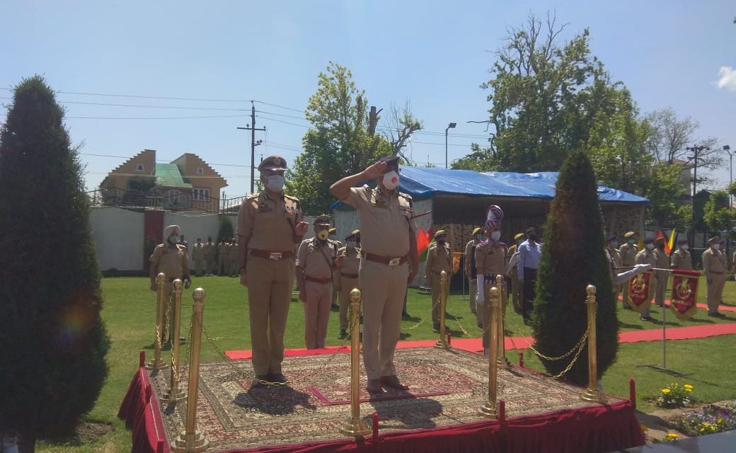 Last rites of Martyr Sageer held at native village with state honour.