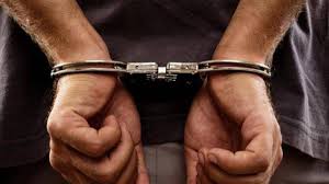 Police arrest duo for misbehaving with health employees in North Kashmir