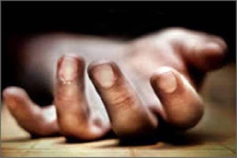 CRPF man committs suicide in Awantipora
