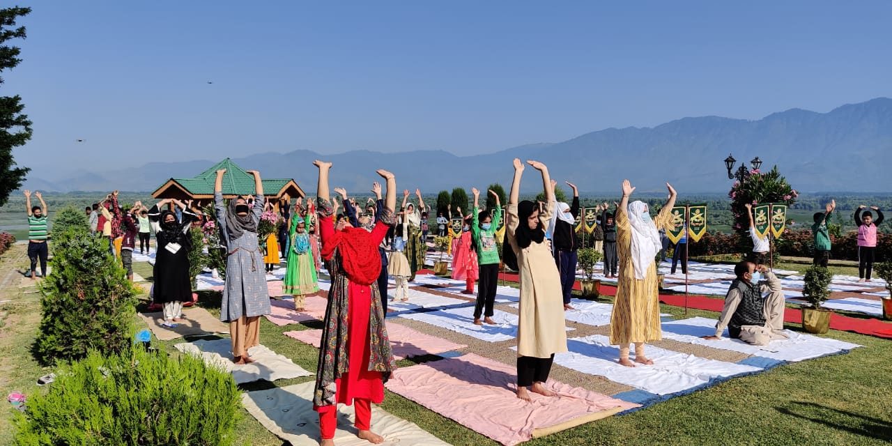 Army celebrated Yoga Day  at Wullar Vintage in Bandipora
