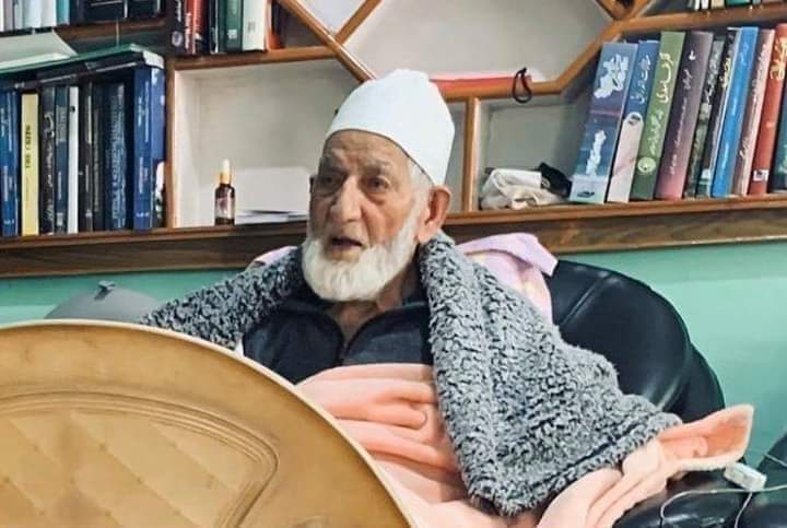 Seperation from APHC doesn’t mean seperation from RSD movement: Geelani