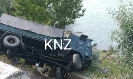 Army vehicle falls into Nallah Sindh in Hayan Kangan