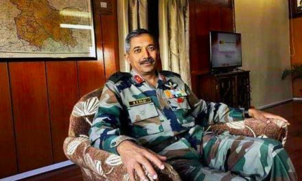 BS Raju visits North & Central Kashmir based Army headquarters