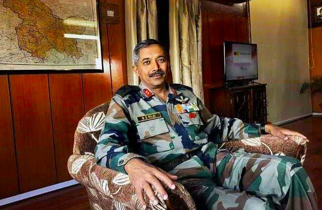 BS Raju visits North & Central Kashmir based Army headquarters
