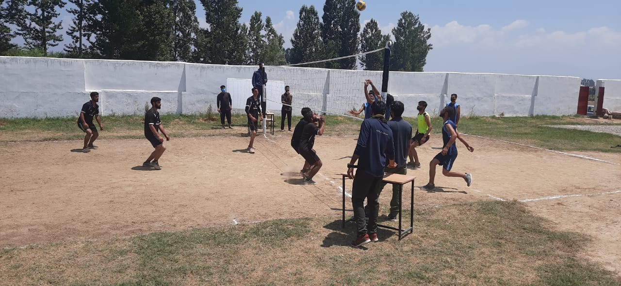 Grand final of Inter District Volley Ball Tournament by Army Conclude in Shopian,Hundreds of People and Players joined the occasion.
