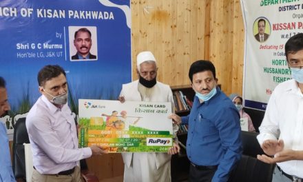 DDC Bandipora launches Kissan Pakhwada;Calls for increasing coverage of farmers under KCC