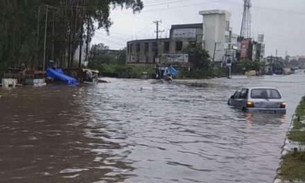 Rescue operation launched as two persons trapped in Poonch river