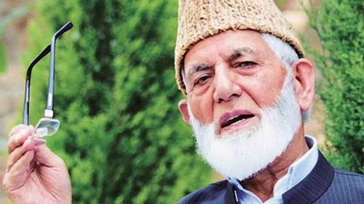 Geelani not positive for Covid, he is doing well: Family