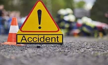 Minor girl dies in Kangan road accident