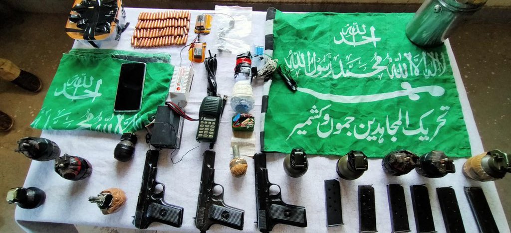 2 persons held, 3 pistols, ammunition recovered in POONCH