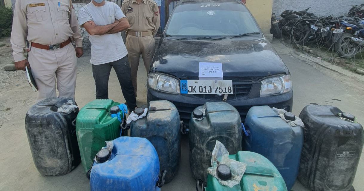Budgam Police seizes 300 litres of subsidized Kerosene oil, accused arrested