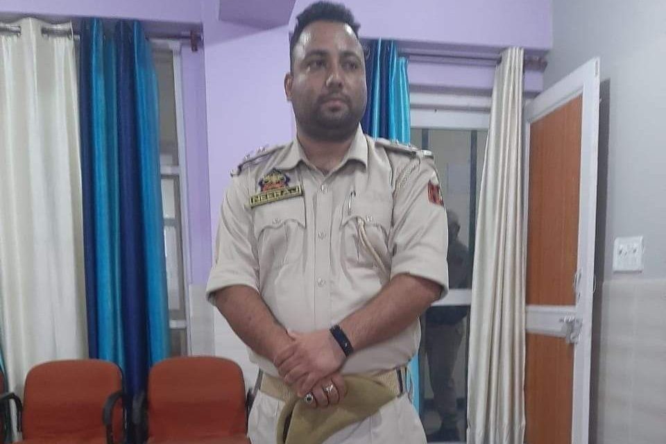 Civilian pretending to be a cop arrested in Jammu’s Doda district