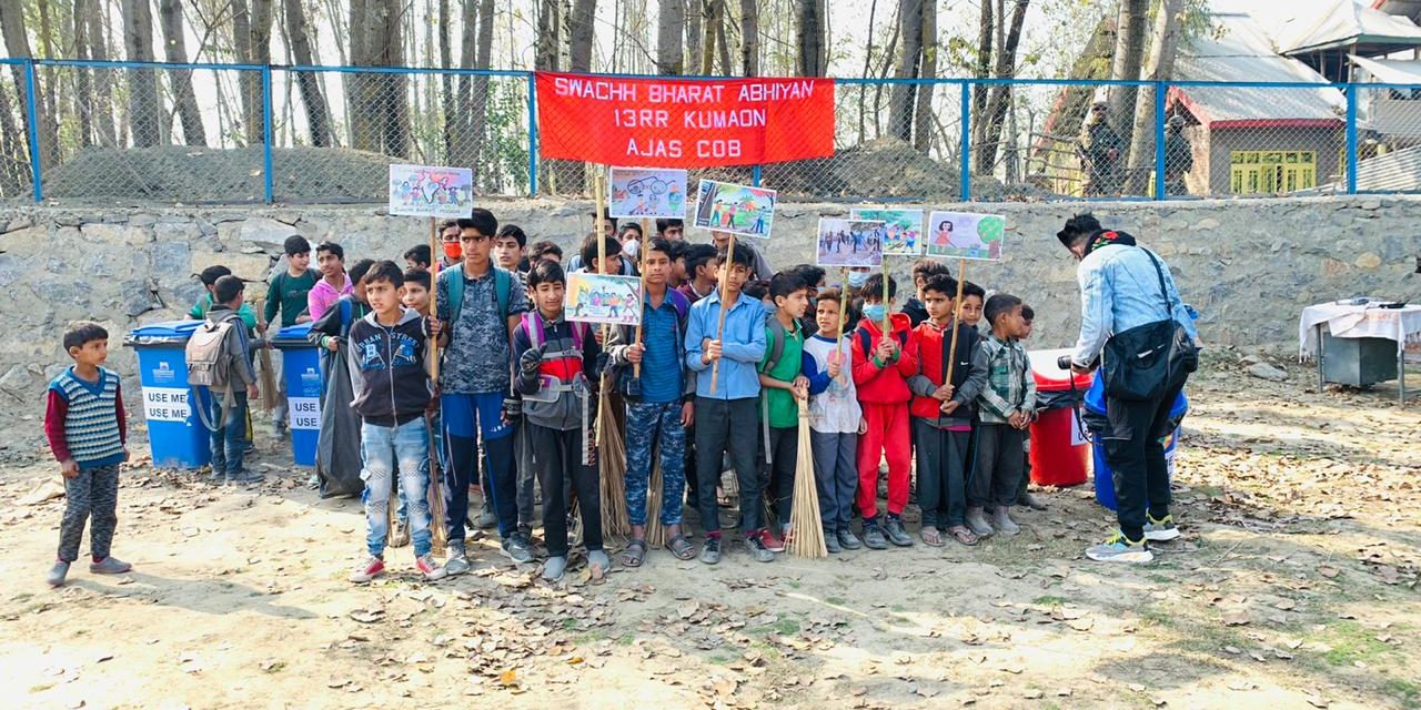 India Army Organised cleanliness drive in Banyari