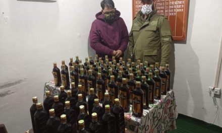 Bootlegger arrested in Ganderbal, 75 bottles of illicit Liquor recovered