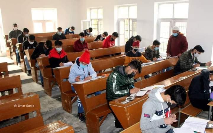 Class 10th examinations start in Valley,”Separate exams to be conducted for Covid infected students: Veena Pandita