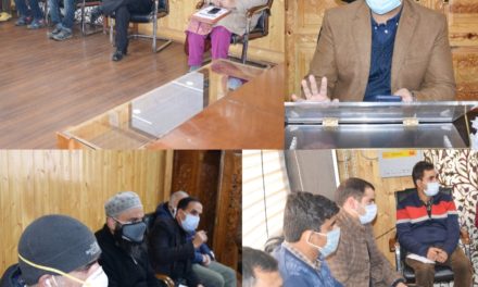 DC Bandipora reviews arrangements for COVID19 vaccine roll out in the district