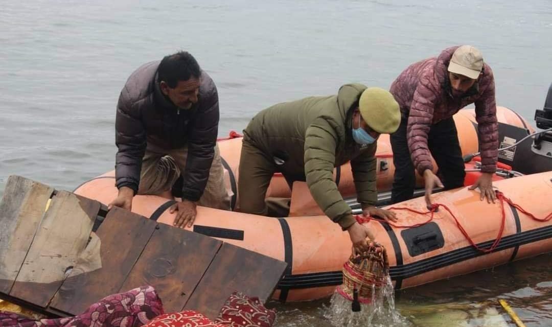 Three video journalists drown in Dal Lake, rescued ‘Cameras of trio got damaged’