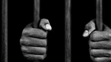 Ganderbal police arrested three Gamblers: Stake Money Of 8950 Rupees Seized