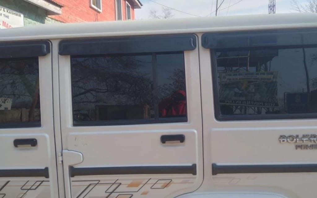 Violation : SDM’s official vehicle has tinted glasses with lesser visibility