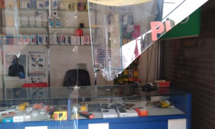 Burglars Decamp With Mobile Phones, Accessories Worth Lacs from Shop in Kunzar Tangmarg; ‘Police Inaction’ Alleged