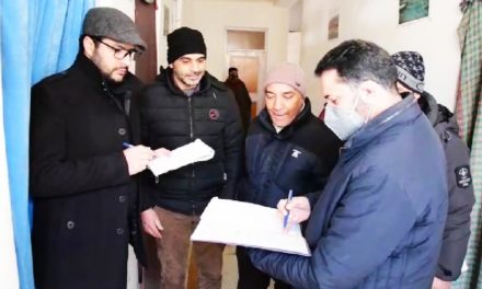 ADC Ganderbal Inspects DC Office Complex