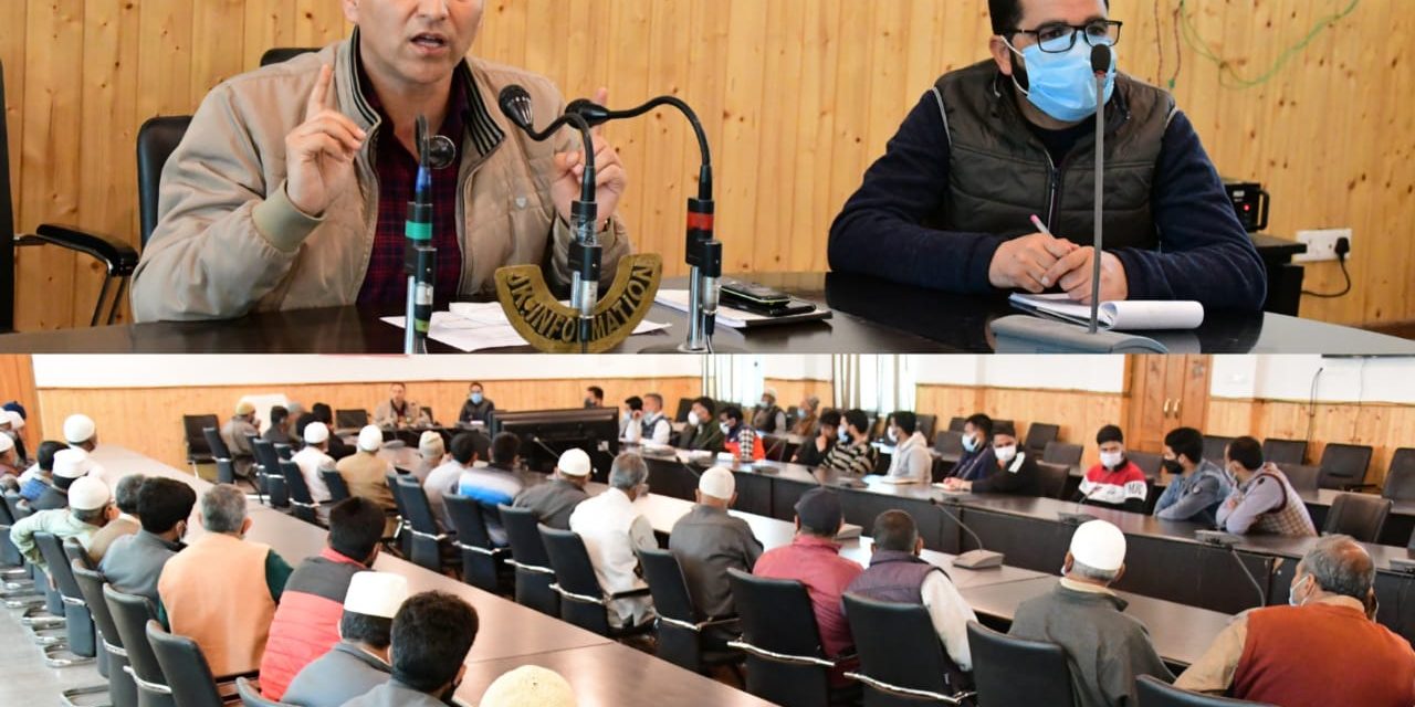 Awareness cum interaction programme for farmers on DILRMP held in Ganderbal