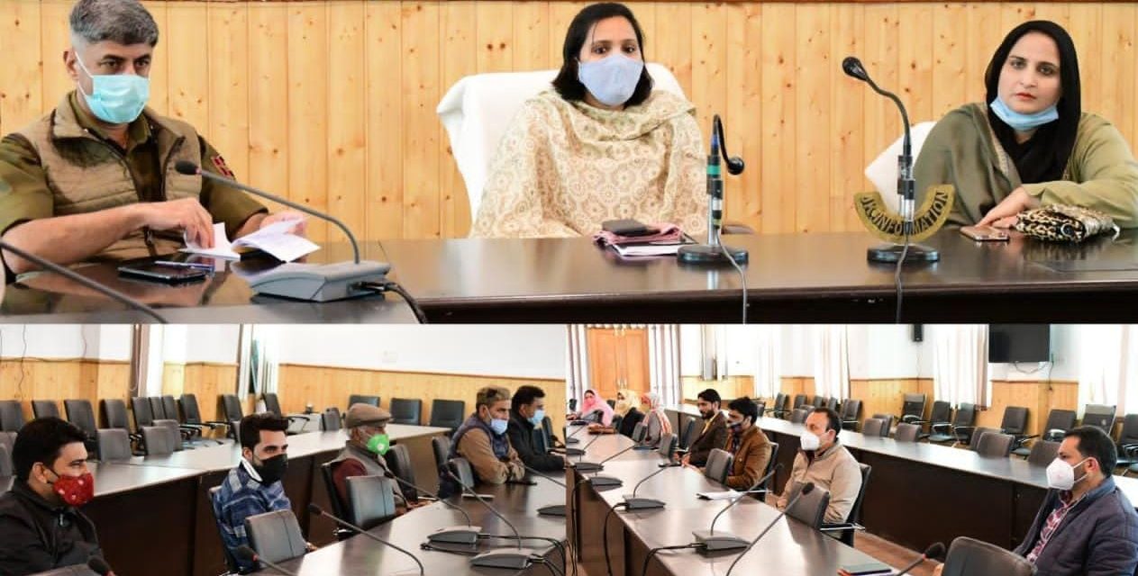 DC Ganderbal chairs introductory meeting with DDC members
