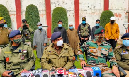 2 militants, 3 OGWs arrested in Kupwara: Police