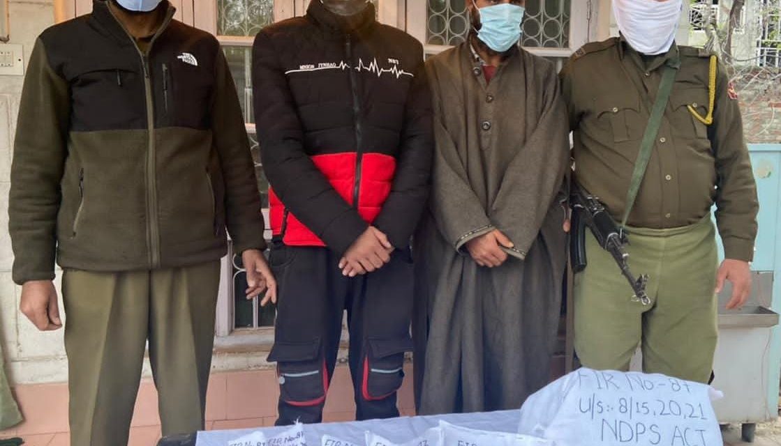 Budgam Police arrests 02 notorious drug peddlers; rocovers contraband substances