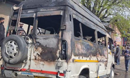 TEMPO CAUGHT FIRE IN KANGAN ON SGR LEH HIGHWAY